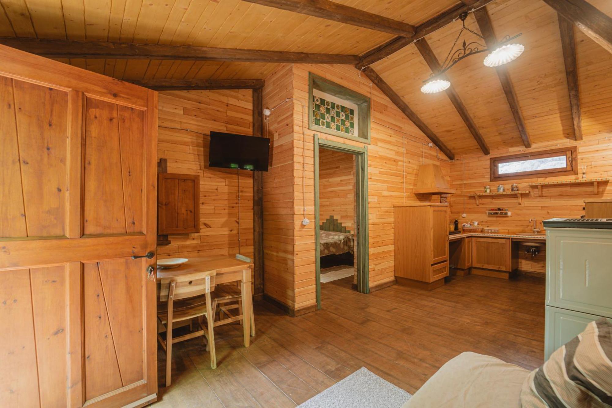 Matilde'S Chalet Etna Nature House ニコロージ エクステリア 写真